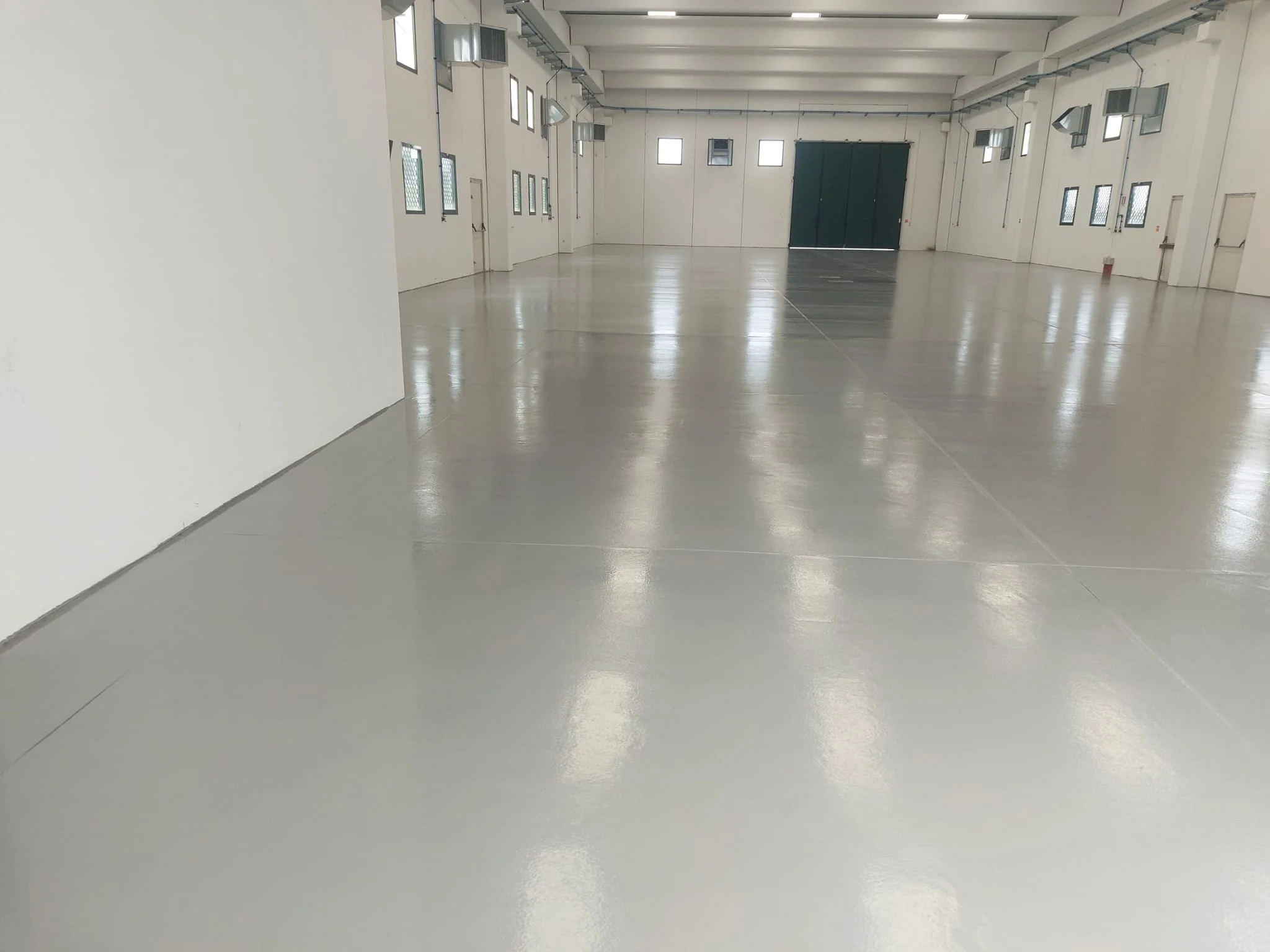 resinfloorgroup_lavoro_resina_pavimentazioni_industriali_gruppo_5_0001